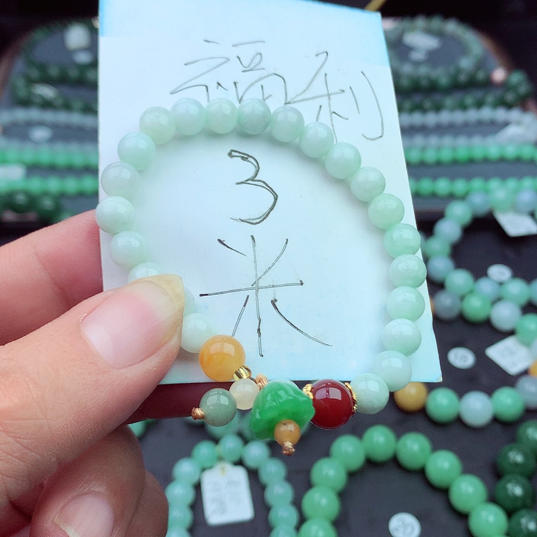 翡翠未镶嵌毛衣链