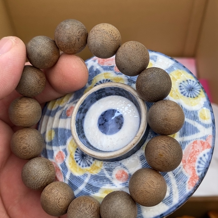 瓷片哦哦哦哦哦哦