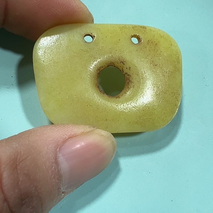 用***8透闪石质玉未镶嵌挂件