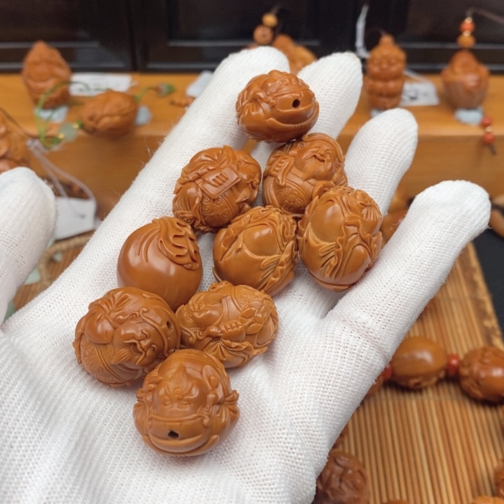 橄榄核手串朱*曹华老师八宝财神