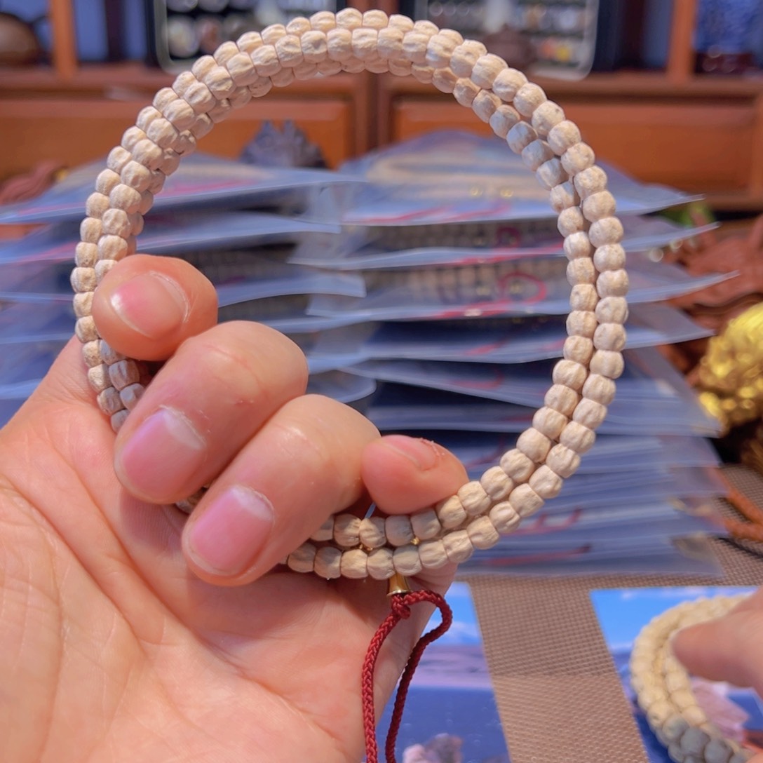 柏香籽/百香籽吊坠D****_