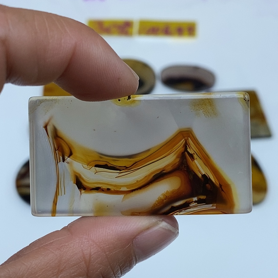 玛瑙/玉髓未镶嵌珠宝半成品C10