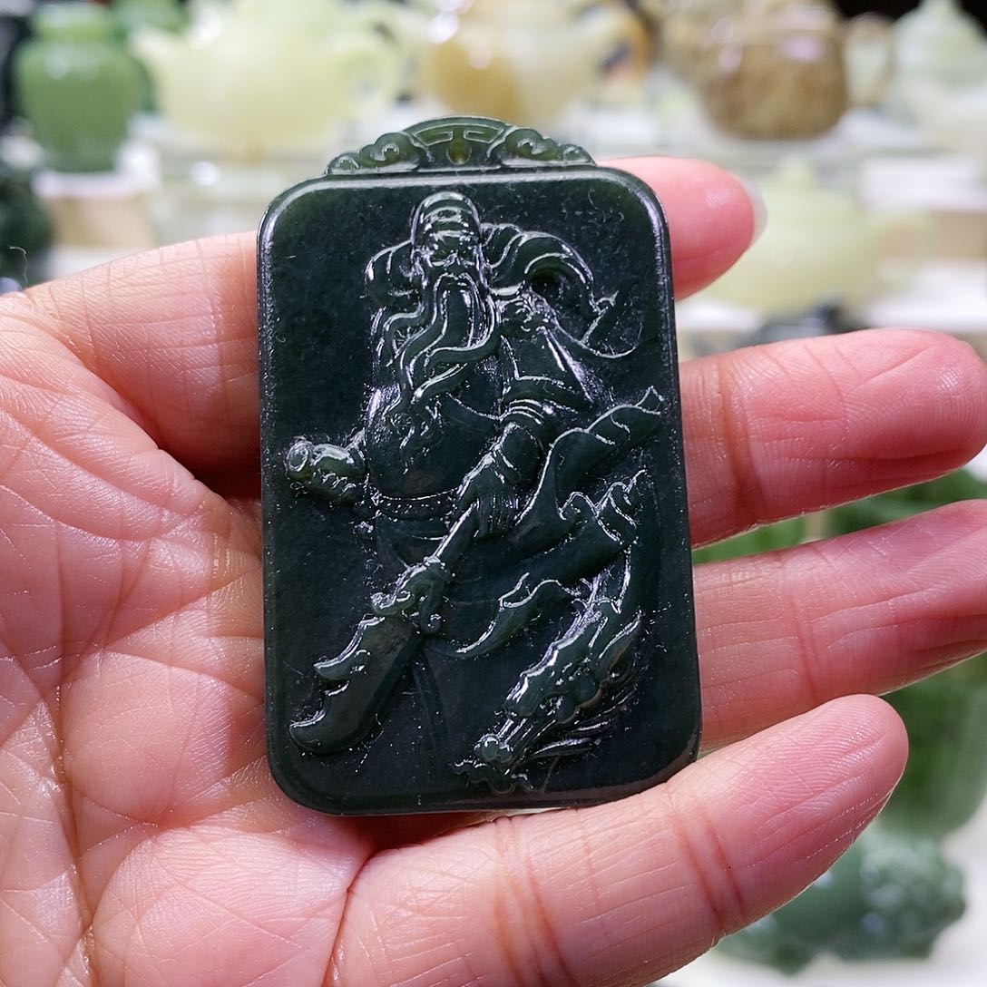 和田玉未镶嵌挂件