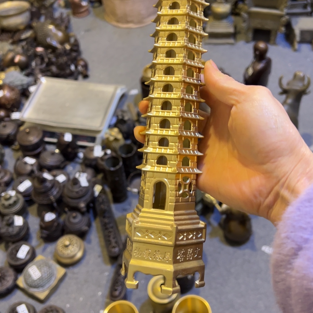 青***。黄铜摆件，文房摆件