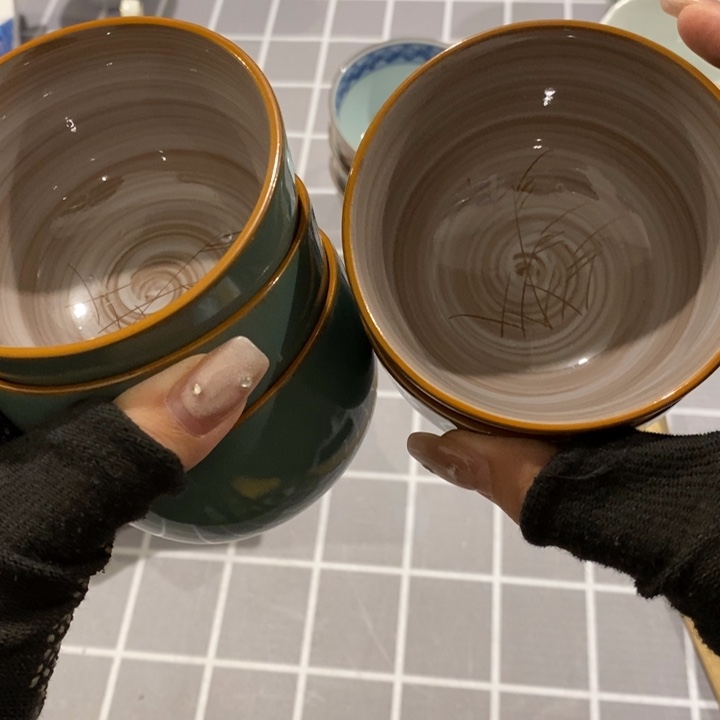 我是唐番一名演员哦这