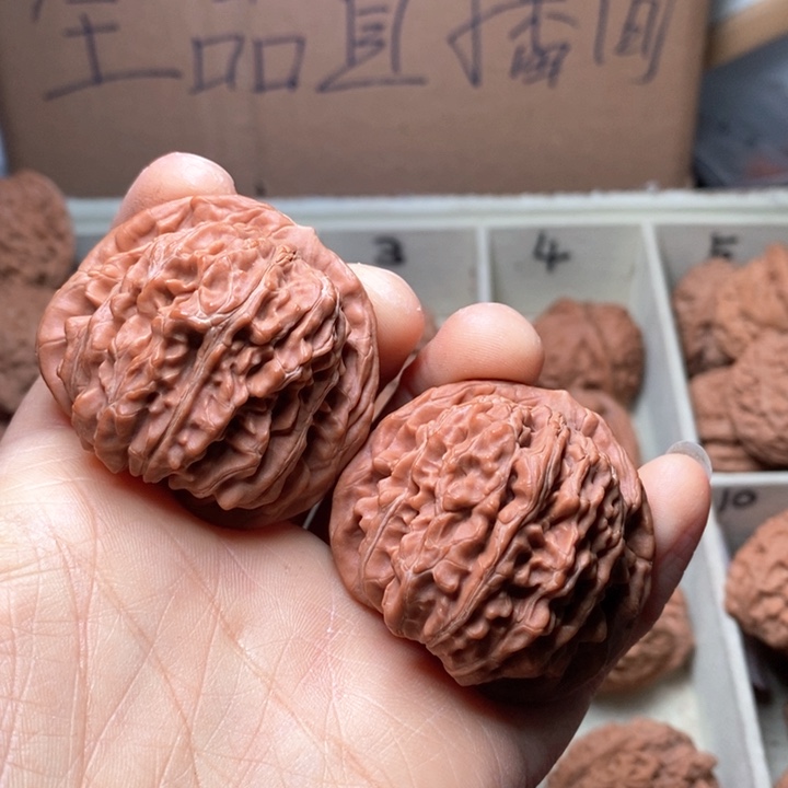 文玩核桃吊坠A**7四座楼