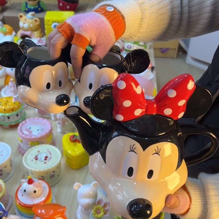 摆件陶瓷等行业的产品出口