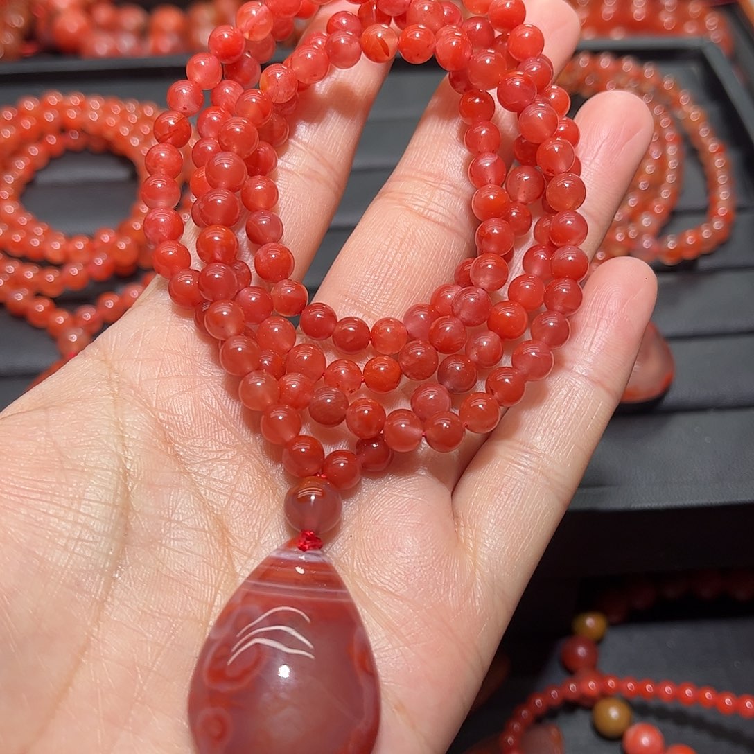 南红玛瑙手链未镶嵌