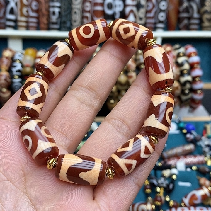 玛瑙/玉髓颈饰合金