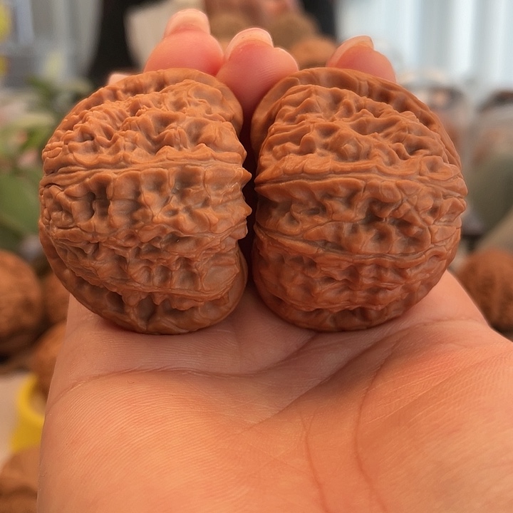 文玩核桃吊坠大**洲