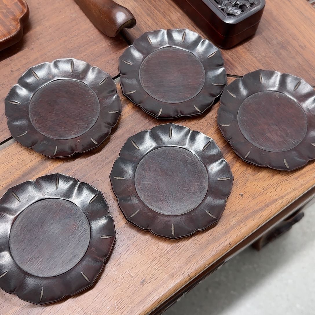 红酸枝木类家具树*