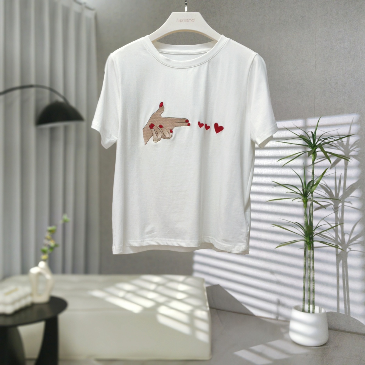 【德M】Z1254-5 女装夏绣花短袖T恤本白S5172366220302