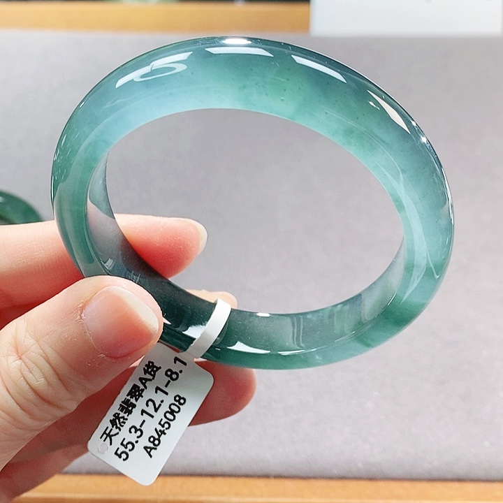 【闪购商品】翡翠手镯（圆镯）未镶嵌