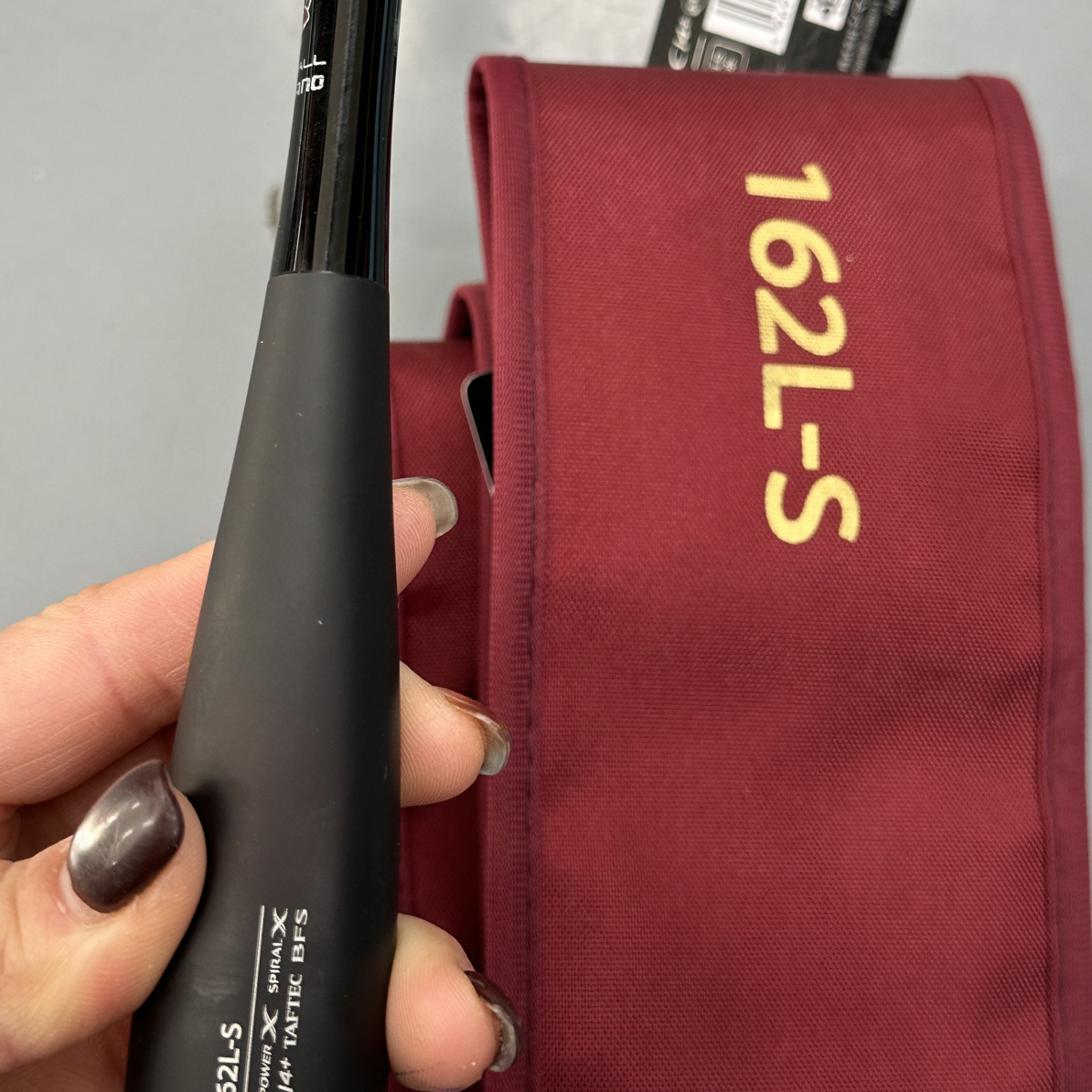 荣三162L-S枪柄独节1.88米85g3.5-10g有点小瑕疵齐全国行