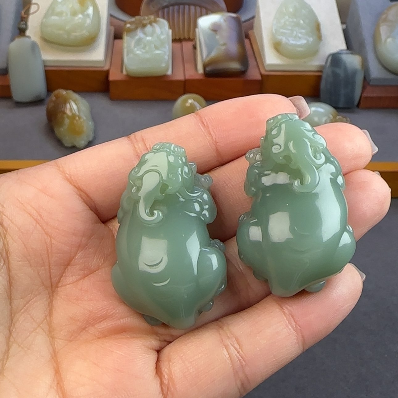 【闪购商品】和田玉（碧玉）颈饰未镶嵌松***队