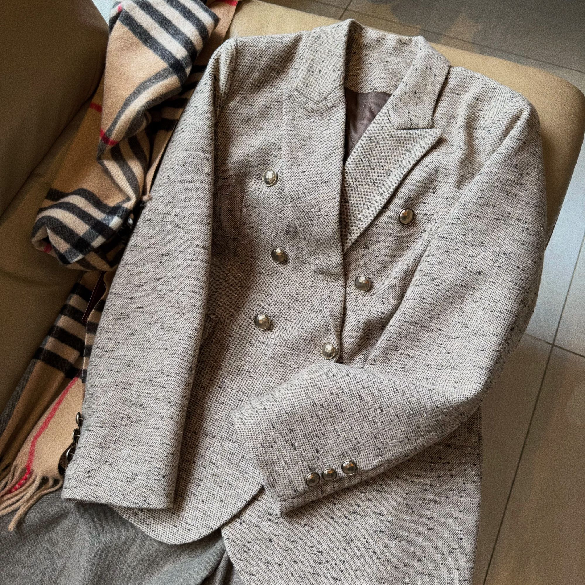 点子纱羊毛呢枪驳领夹棉收腰商务通勤老钱风显瘦西装外套女秋冬款