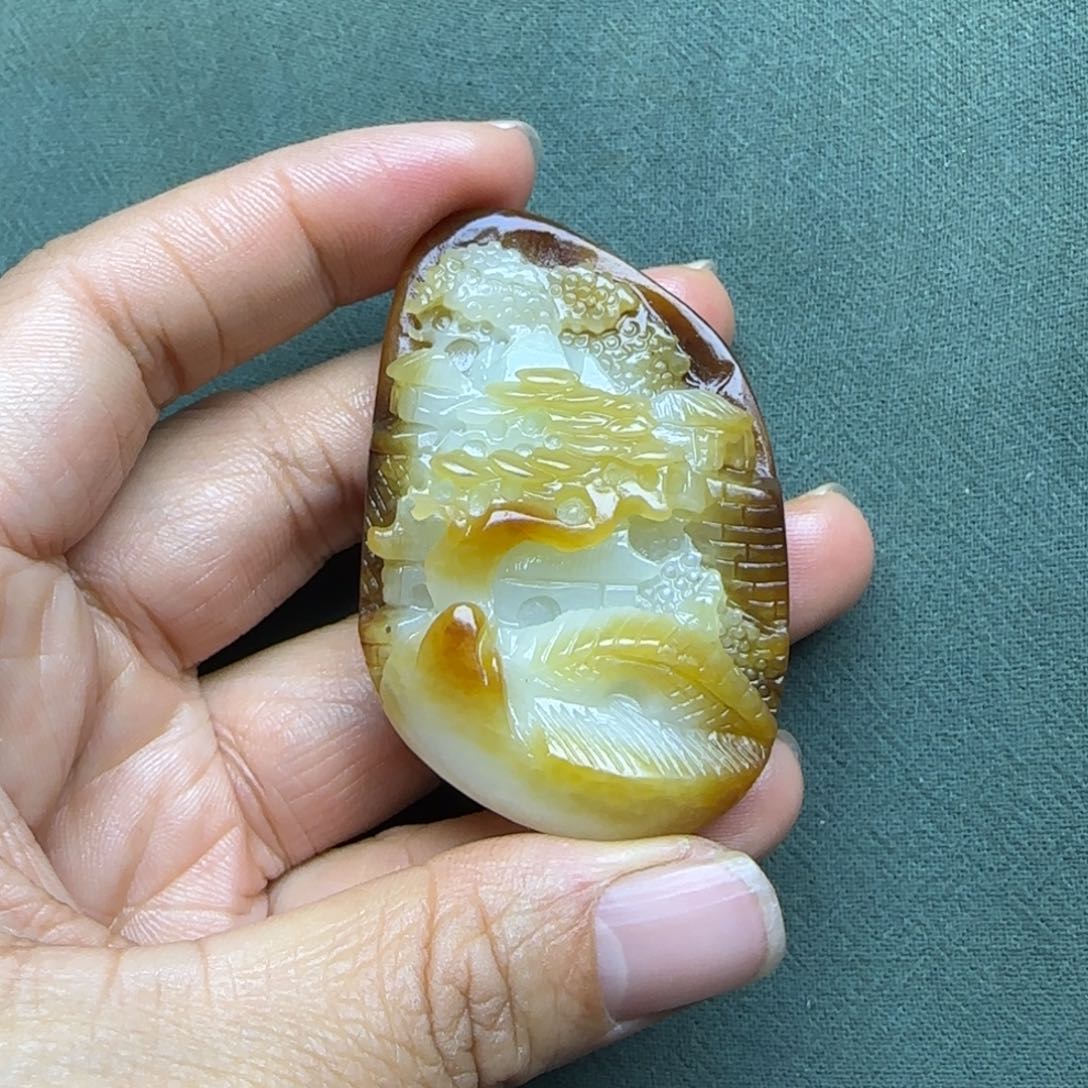 和田玉把件未镶嵌张*文