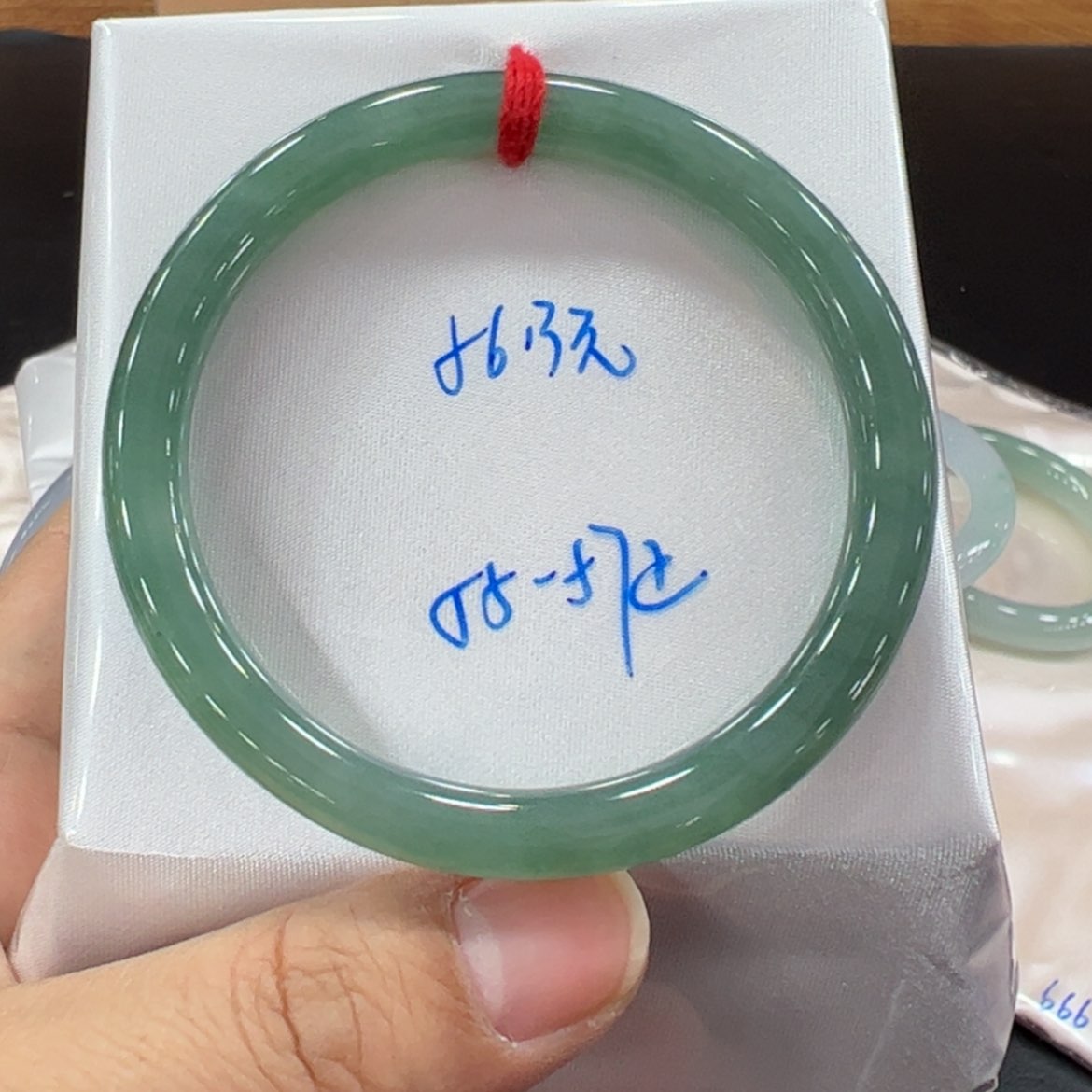 【闪购商品】翡翠手镯未镶嵌翡翠