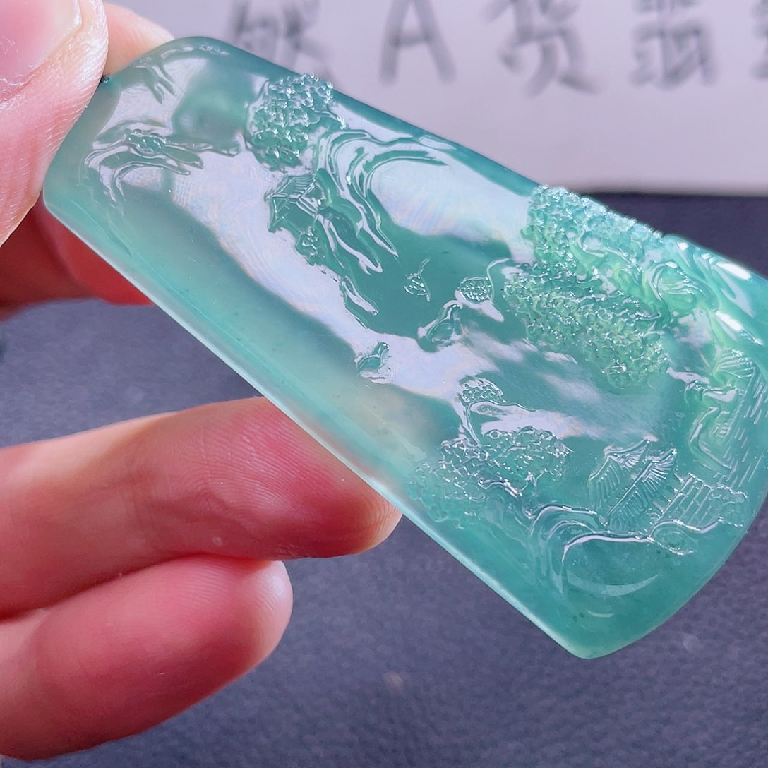 翡翠颈饰未镶嵌999999999