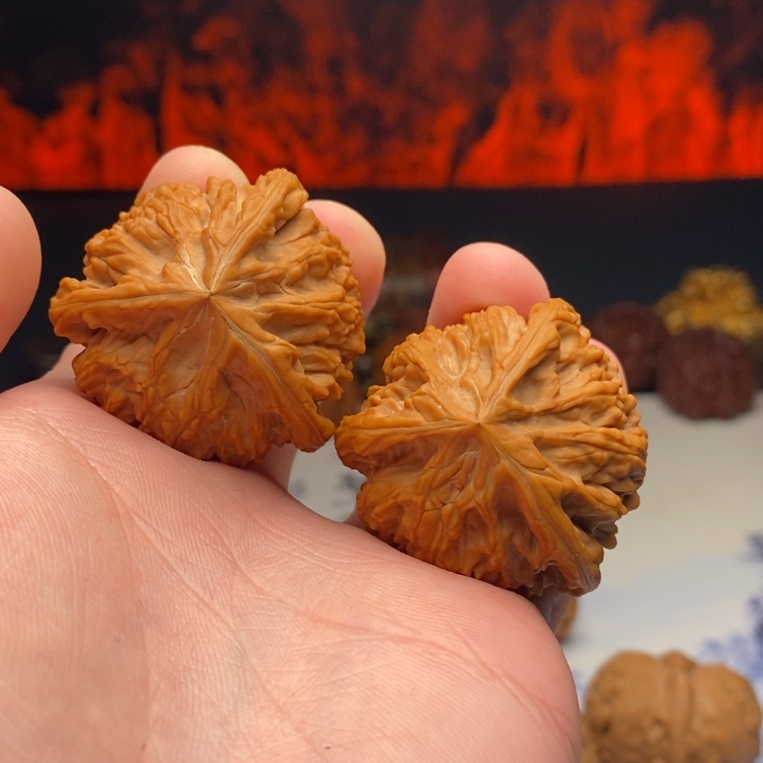 硕***品文玩核桃把件御龙