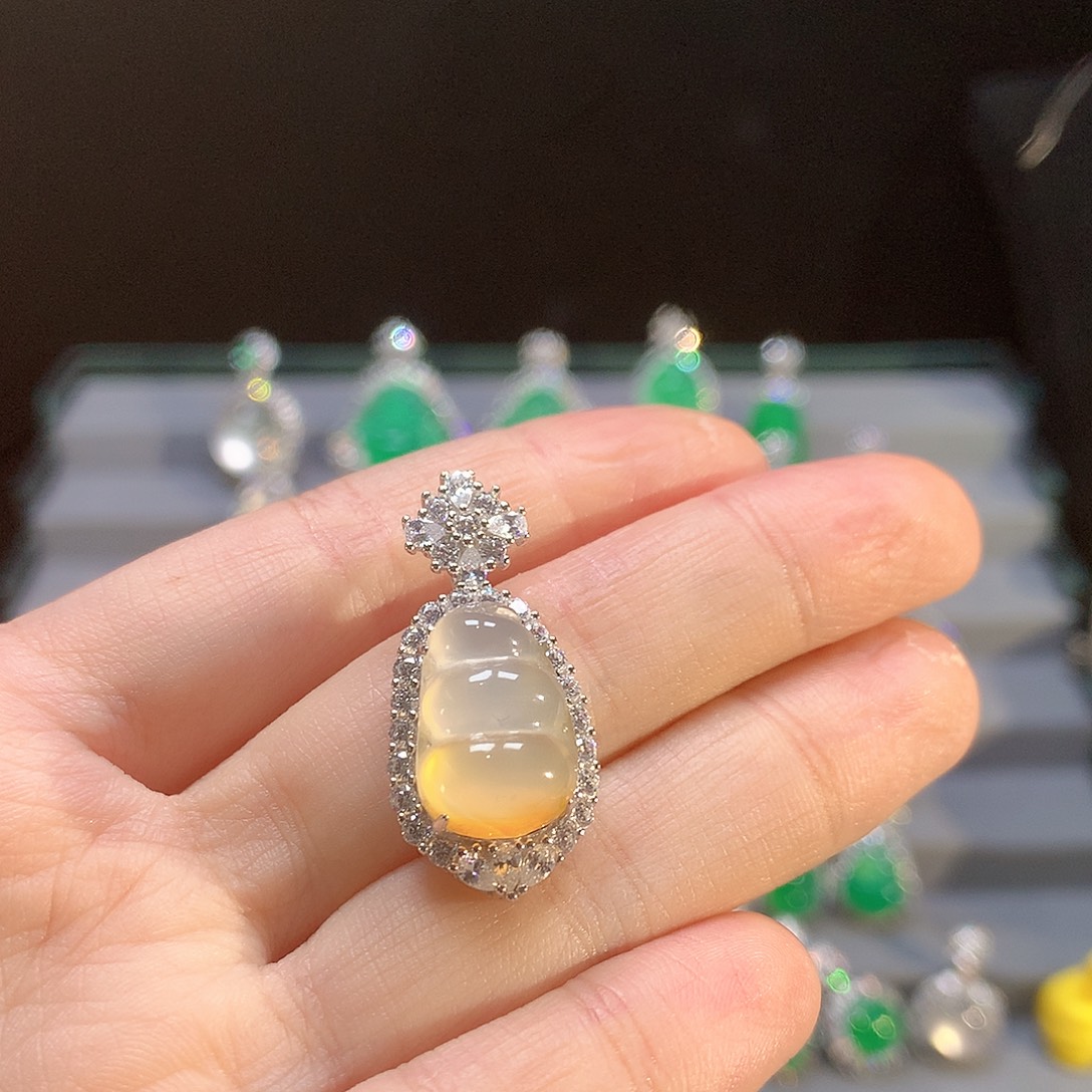 玛瑙/玉髓银S925镶嵌颈饰