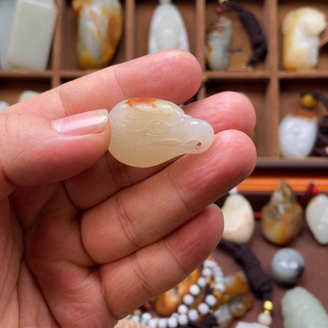 和田玉未镶嵌挂件