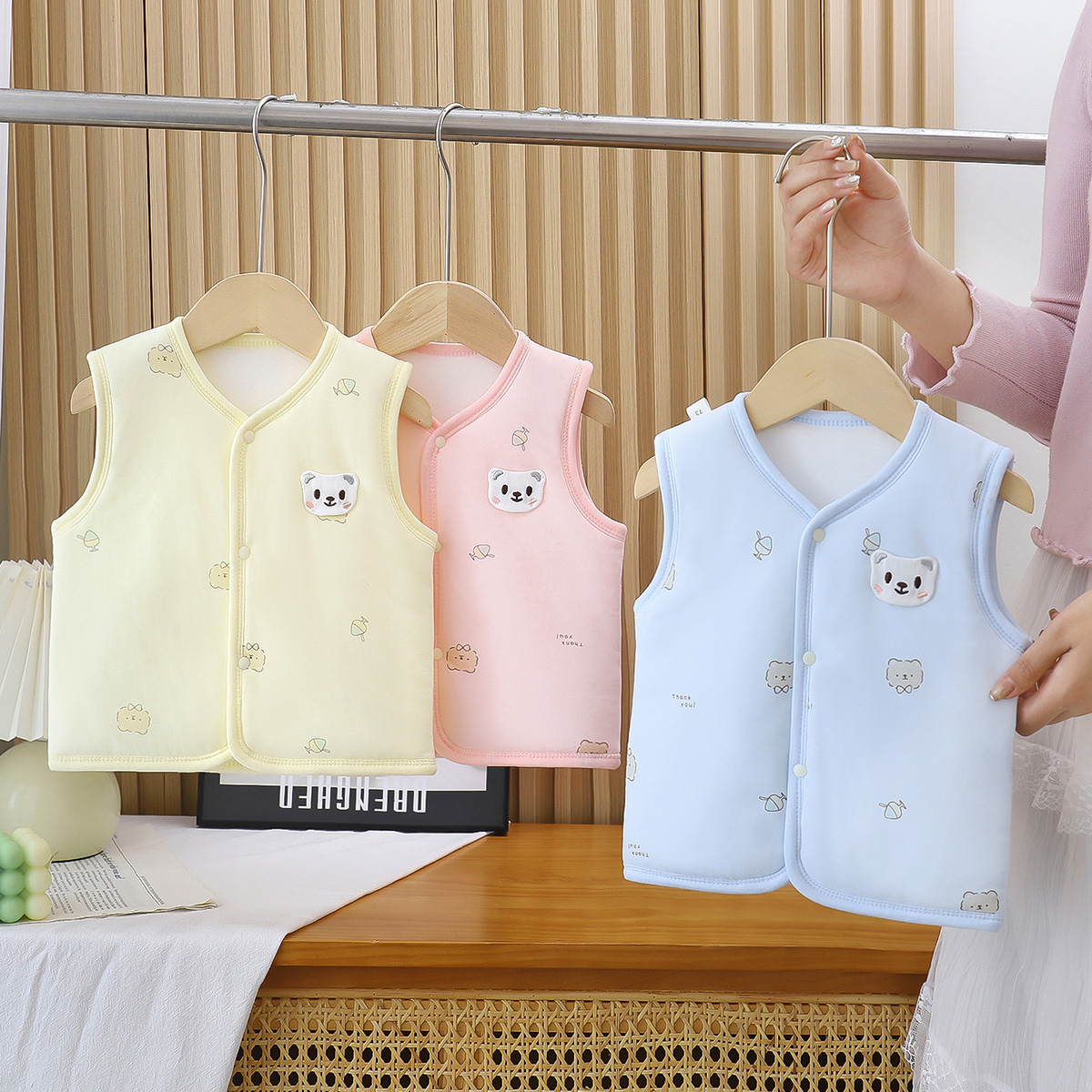 A类380克婴幼儿棉马甲纯棉加厚坎肩宝宝秋冬马夹保暖护肚