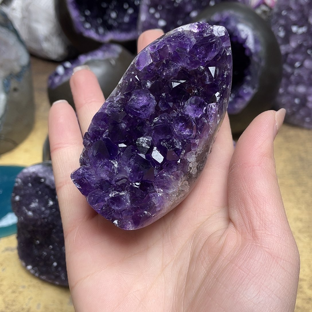 零***零紫晶大型摆件（非配饰）未镶嵌