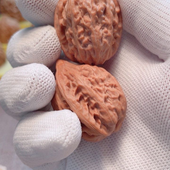 文玩核桃把件瓷瓶鸭嘴