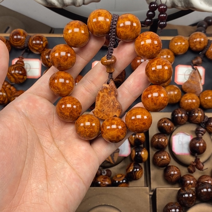 星***娃黄花梨/降香黄檀2.0留疤纹理