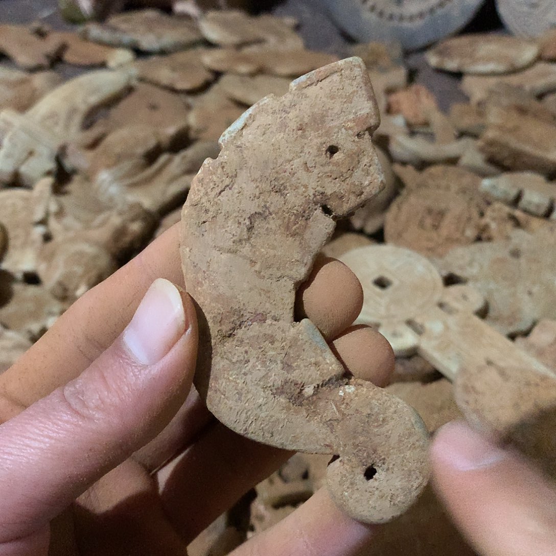 未镶嵌和田玉挂件