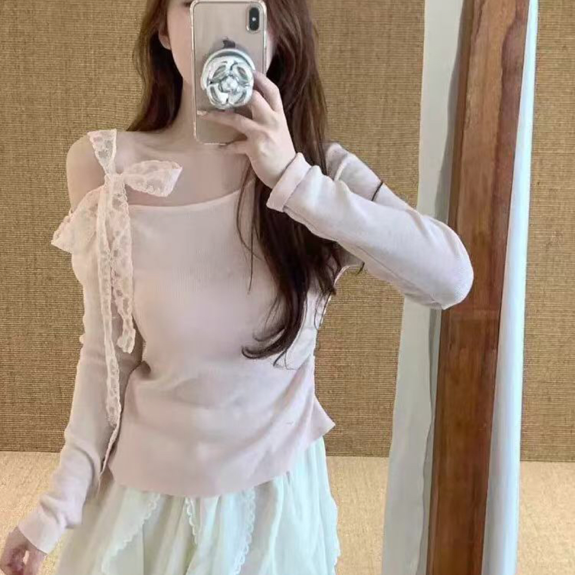 大码女装纯欲斜肩蕾丝肩带磨毛长袖秋冬款胖mm时尚减龄打底衫T恤