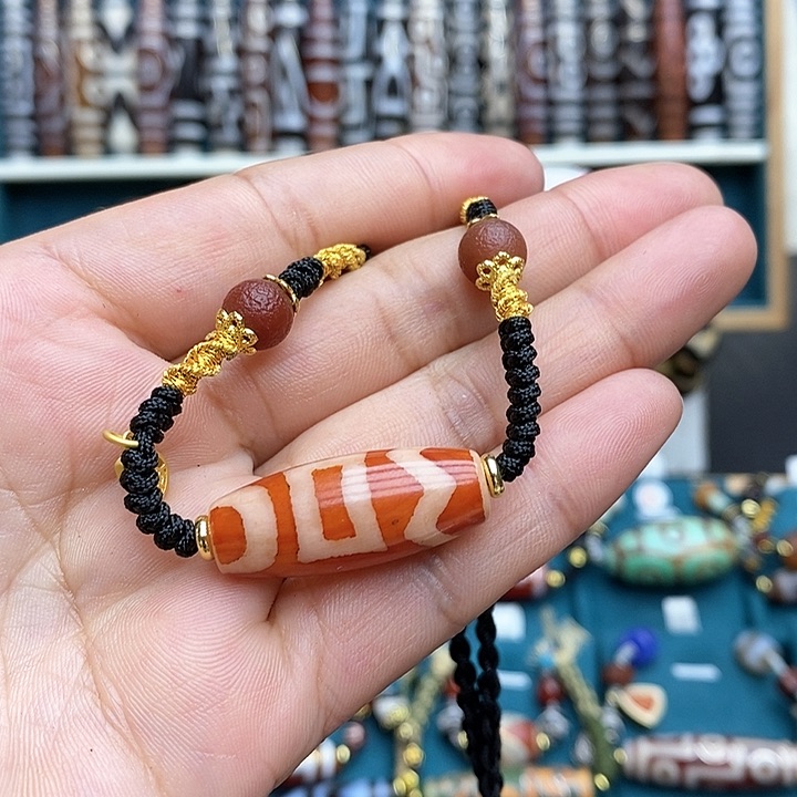 玛瑙/玉髓颈饰合金