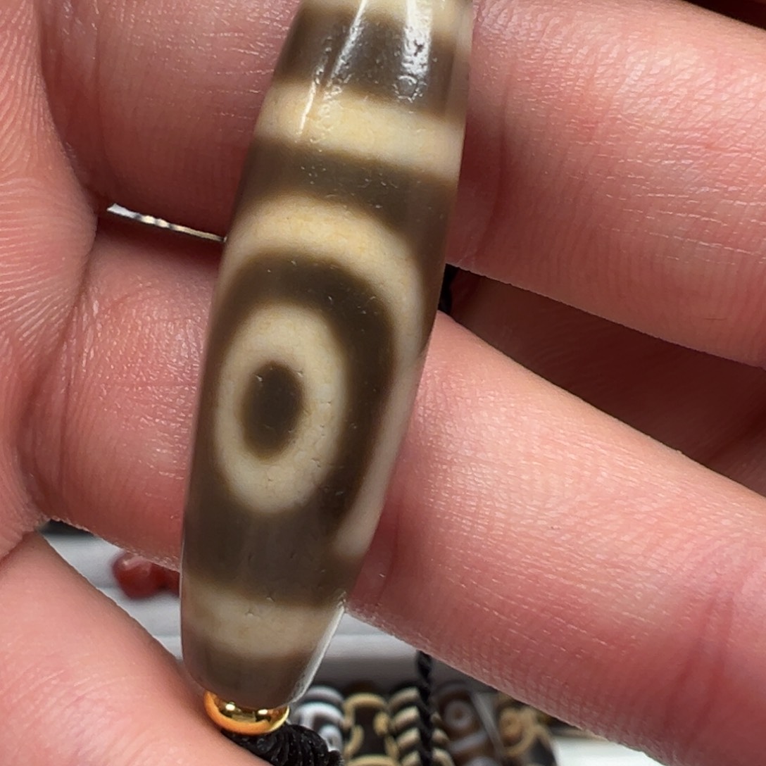 玛瑙/玉髓颈饰未镶嵌姗*?