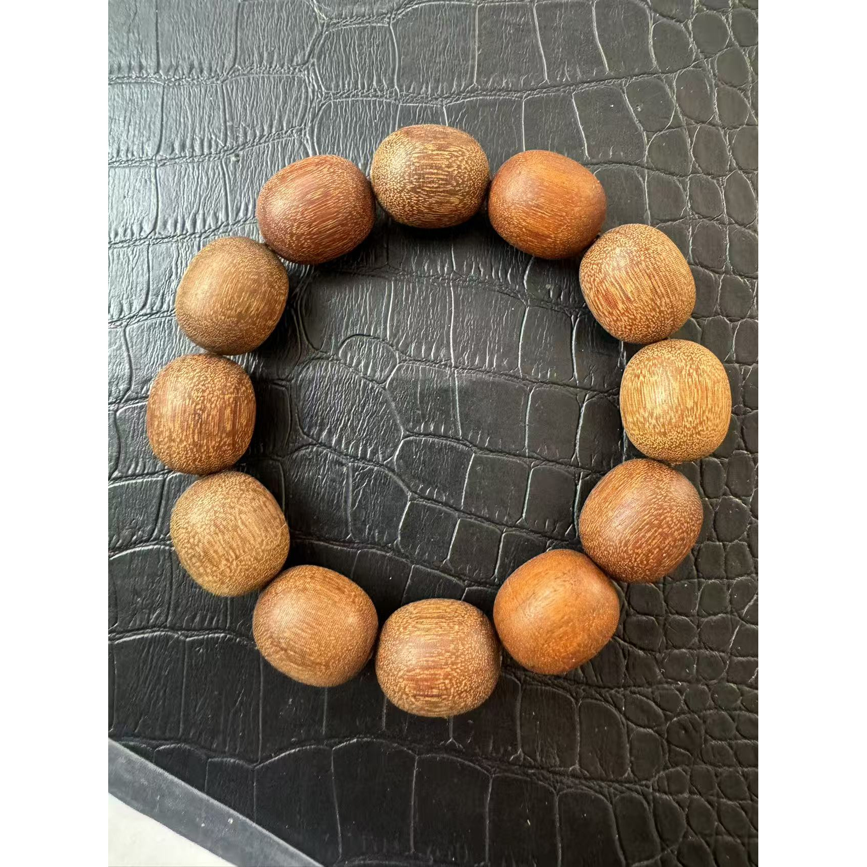 A169越南文玩保养手串18mm