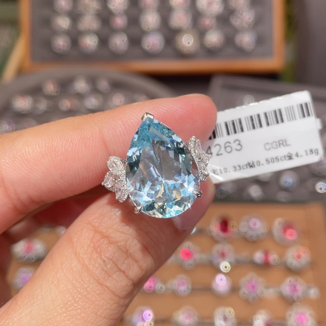 海蓝宝石戒指18K金镶嵌10.33ct 