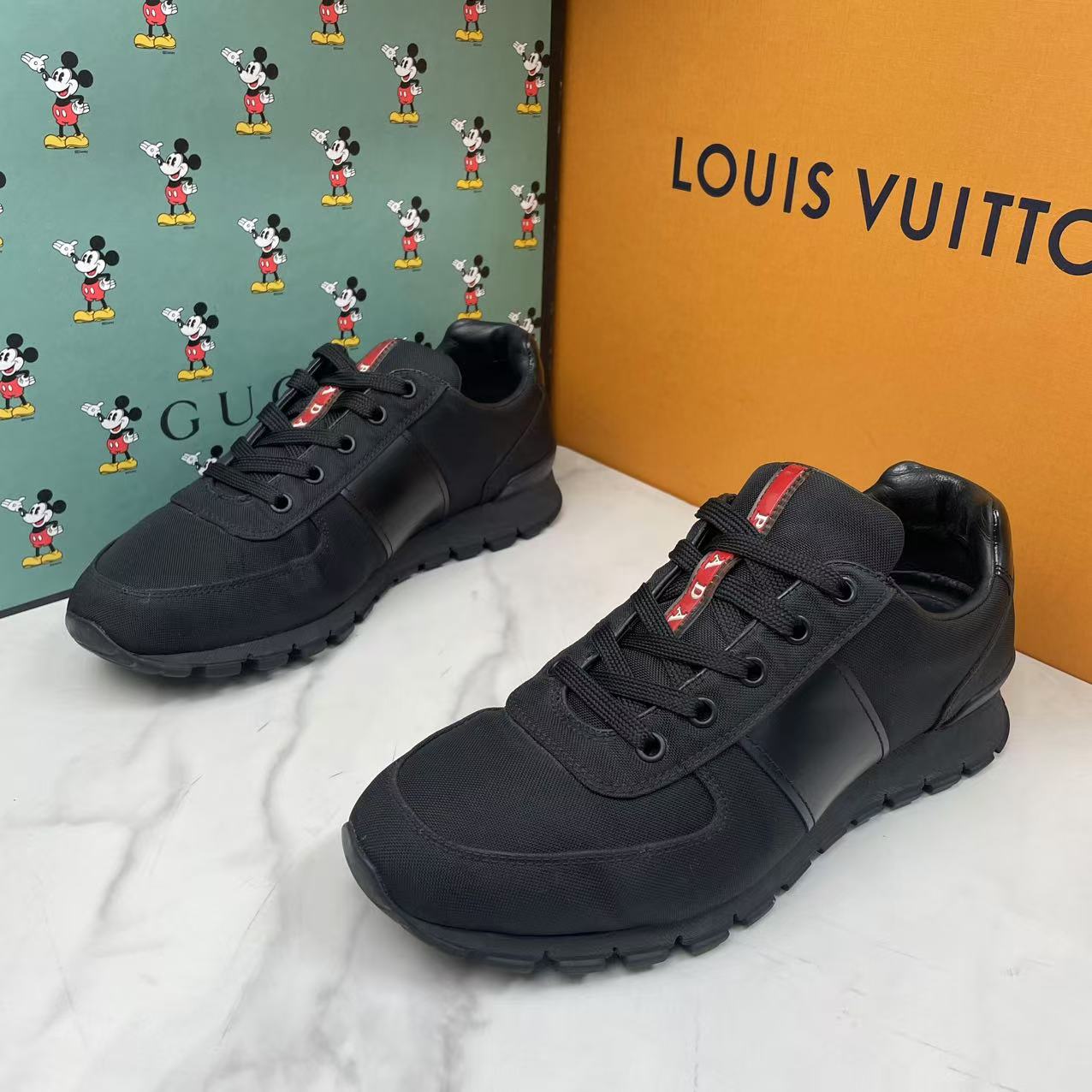 95新 Prada/普拉达 黑色帆布侧边皮革拼接潮流休闲运动鞋/39.5码