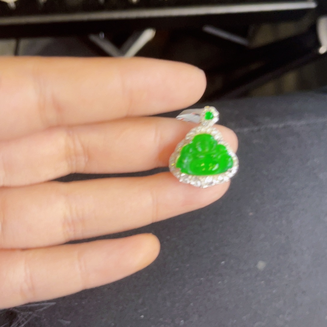 翡翠颈饰银S925镶嵌佛公