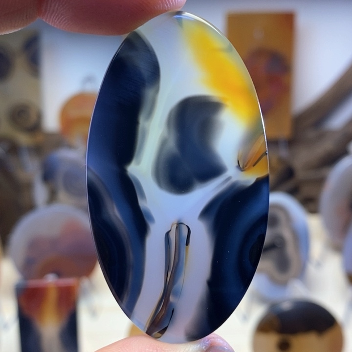 玛瑙/玉髓颈饰未镶嵌