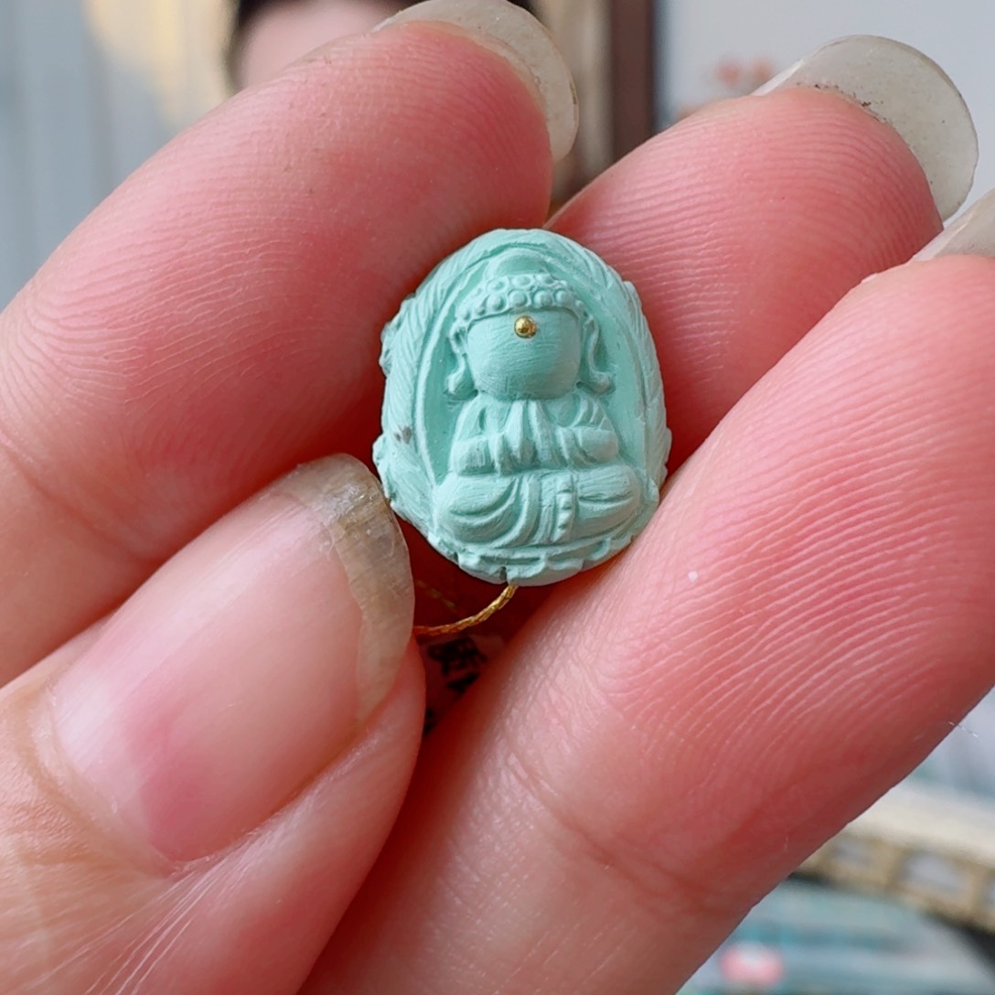 绿松石未镶嵌挂件