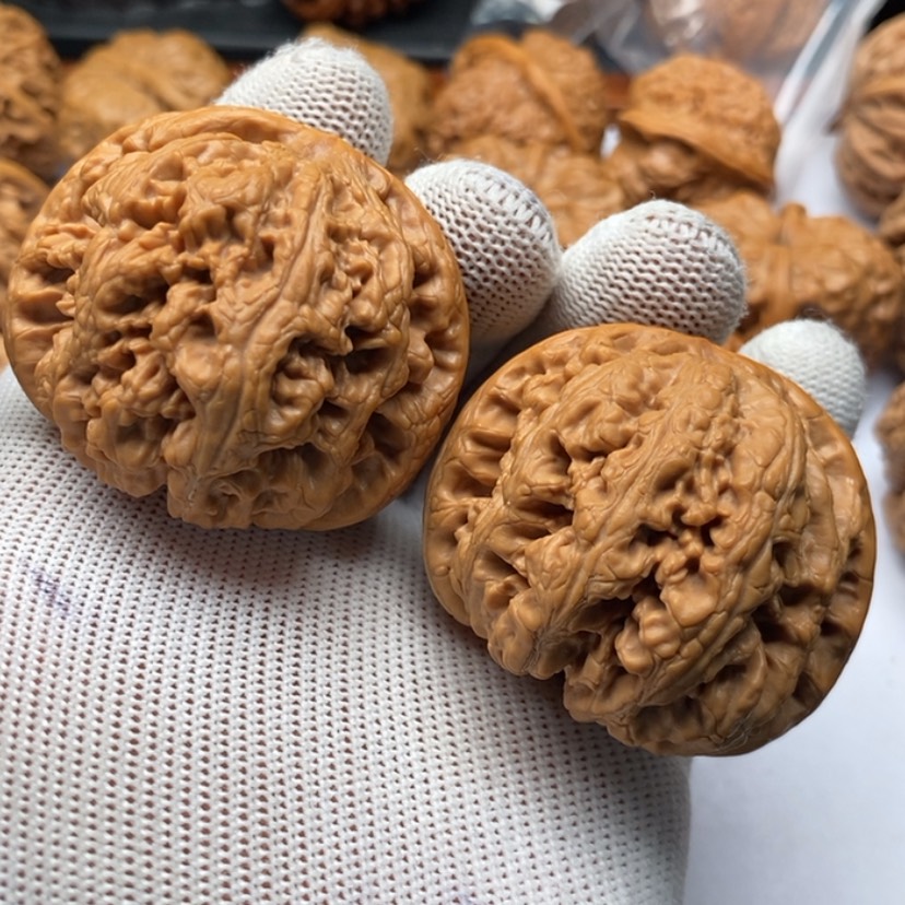【闪购商品】文玩核桃把件东****王39粗筋