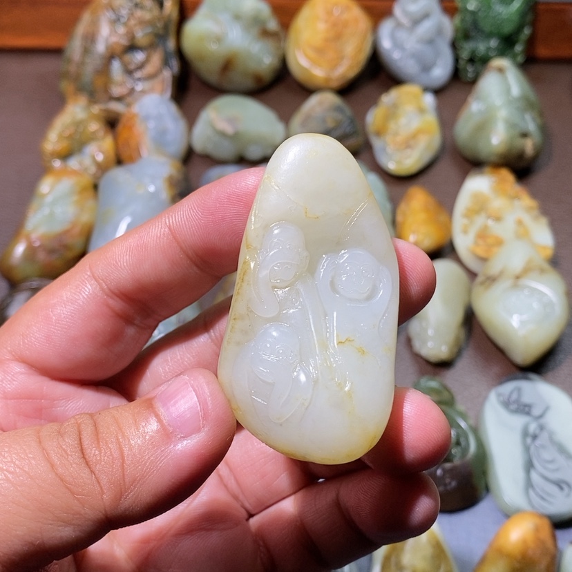 【闪购商品】和田玉颈饰未镶嵌青**城