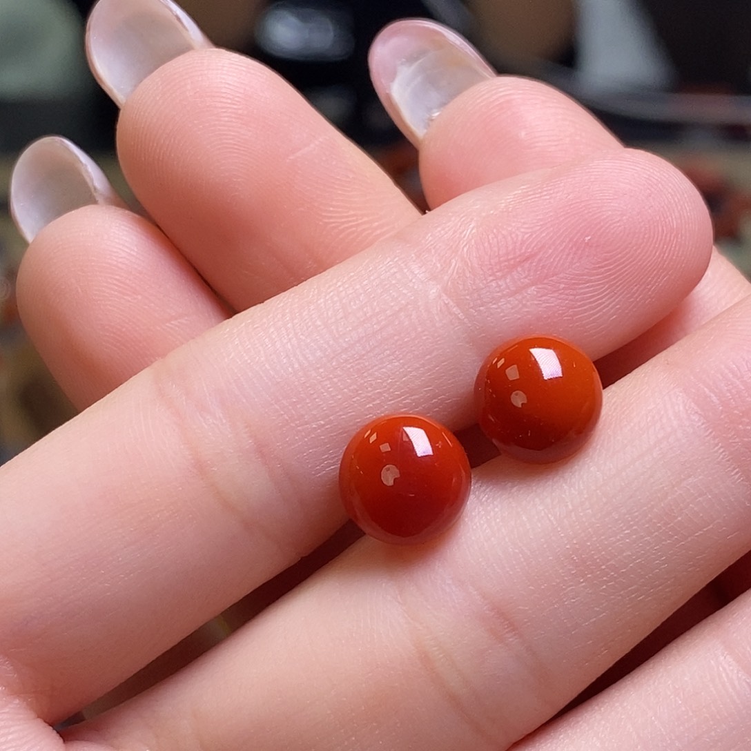 南红玛瑙耳钩18K金镶嵌半山水