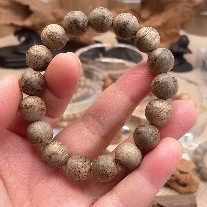 沉香手串文莱沉香1.2×17粒