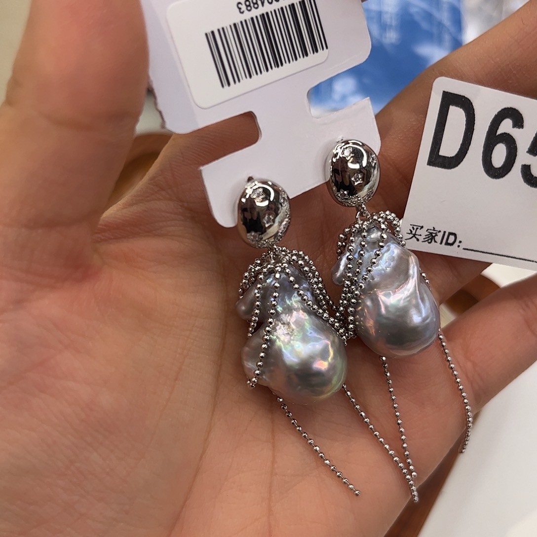 合金耳饰淡水珍珠