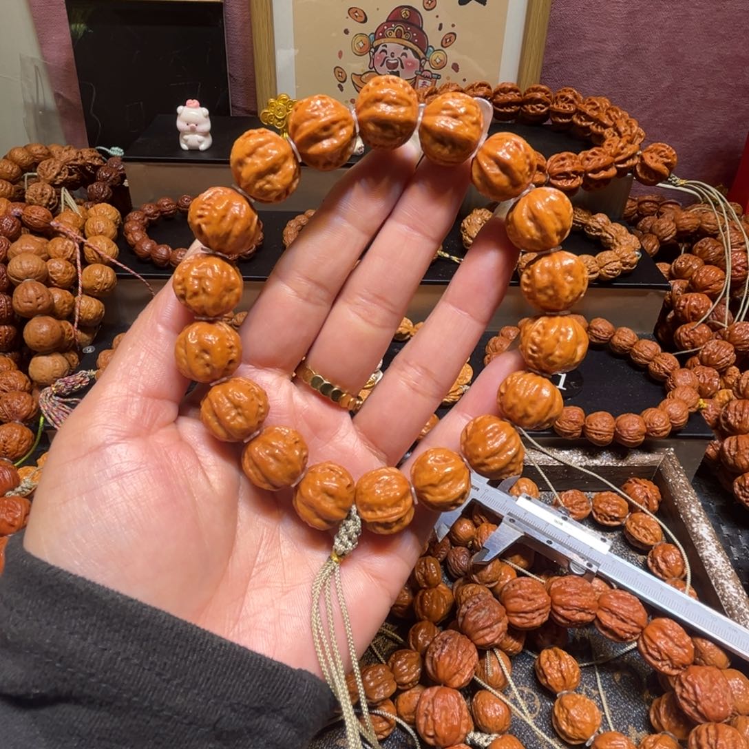 纵***滑手串文玩核桃精品