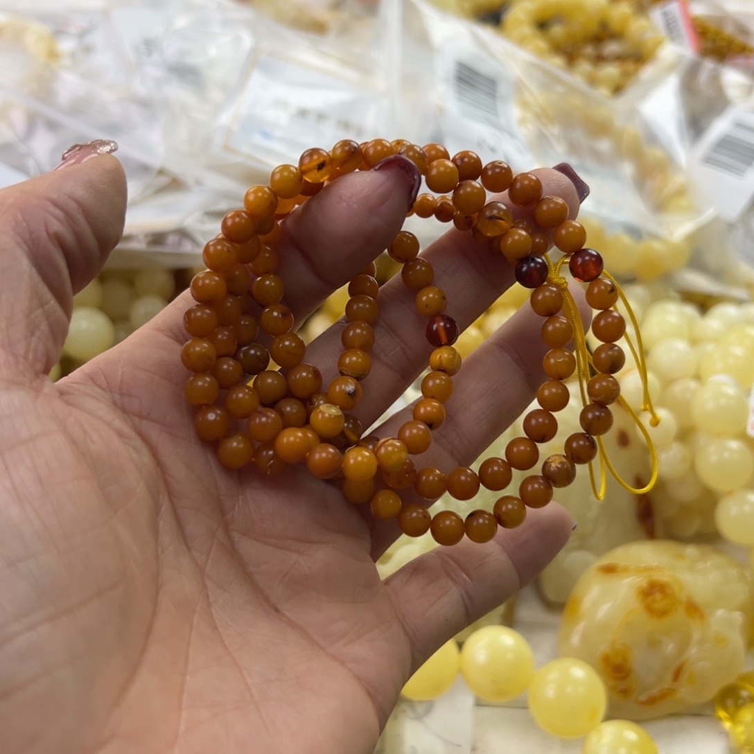 琥珀珠宝奇石未镶嵌