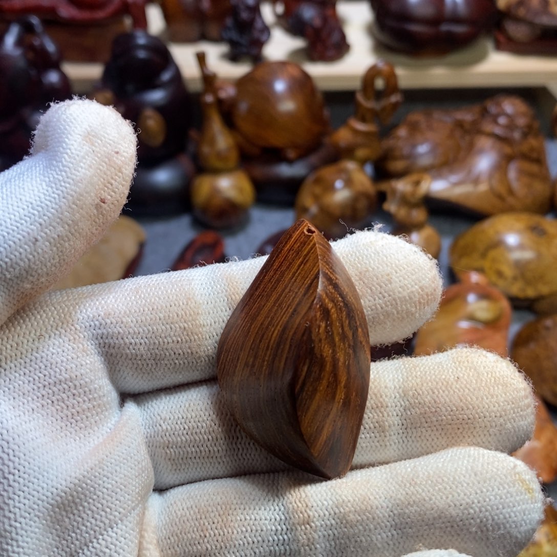 尚***求无事牌檀香紫檀（小叶紫檀）黄花梨挂件