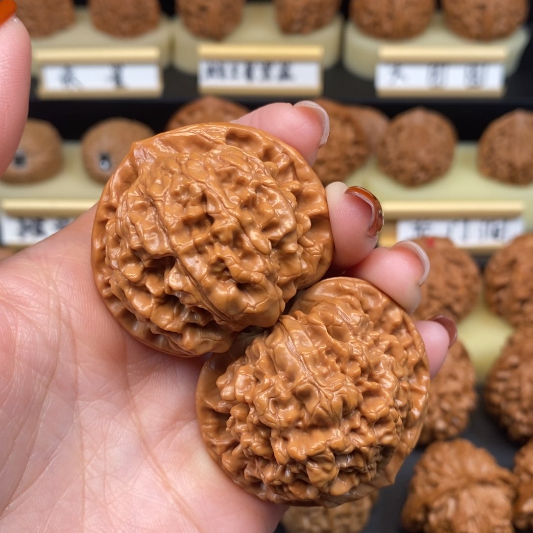 吊坠文玩核桃七***虫官帽