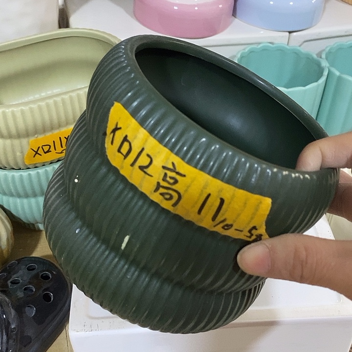 陶盆有孔 瑕疵针孔漏釉介意勿拍外口 12外高11